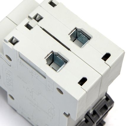 Aigostar - Disjunctor bipolar (2P), 63 A, caracteristică C, 230-400 V