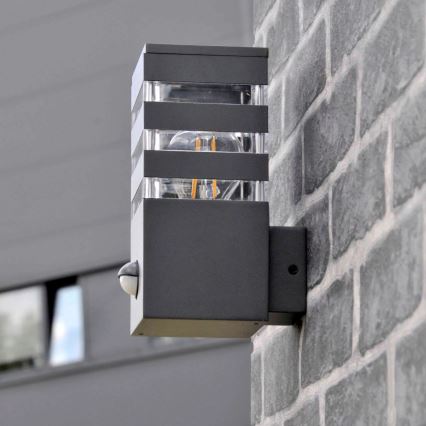 Aplica de perete pentru exterior cu senzor TEKSAS 1xE27/12W/230V IP44 antracit