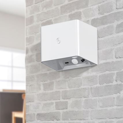 Aplică LED tactilă dimabilă cu senzor MIRI LED/2,5W/3,7V 3000/4000/6400K 4000 mAh alb