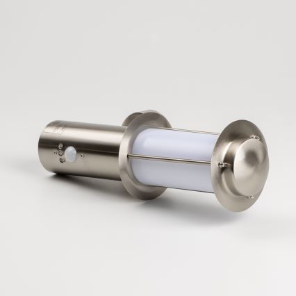 Aplica LED de perete pentru exterior cu senzor de mișcare, 1xE27, 4,9W, 230V, IP44, crom mat