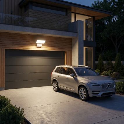 Aplica de perete LED pentru exterior cu senzor de mișcare LED/18W/230V IP44 albă