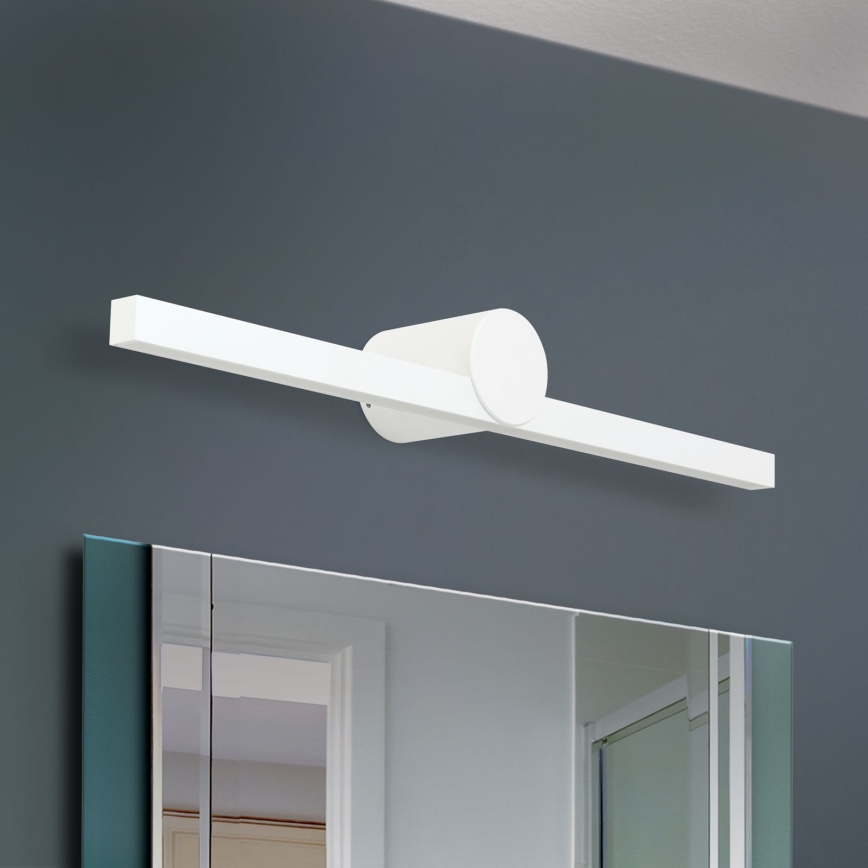 Aplică pentru oglindă de baie BEAUTY LED/12W/230V 61 cm IP54 alb