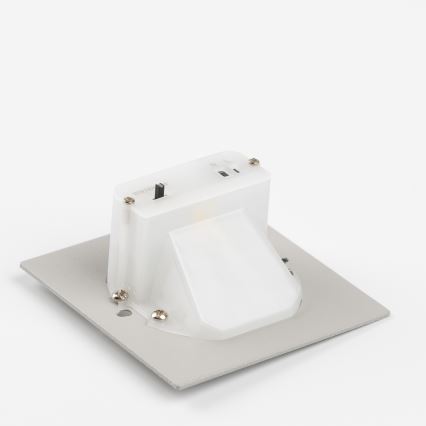 Aplica LED pentru scară cu senzor de mișcare și de crepuscul LED/1,5W/230V 3000/4000/6500K alb