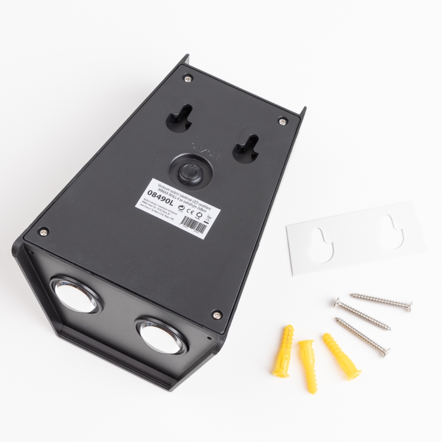 Aplică LED solară Brilagi PYRAMID LED/2W/3,2V 1300 mAh IP54