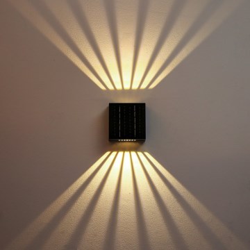 Aplică LED solară cu senzor Brilagi BLOCK LED/2W/3,7V IP44