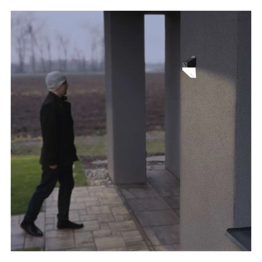 Aplică LED solară cu senzor LUMI LED/3,7W IP65 negru