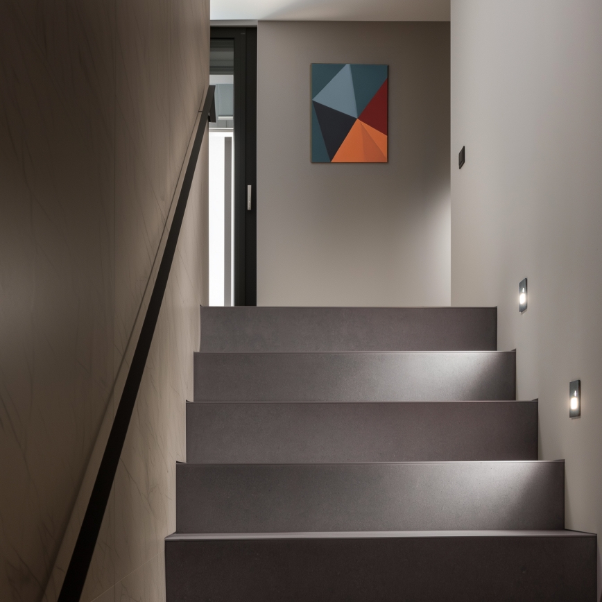 Aplica LED pentru scări cu senzor de mișcare și de amurg LED/1,5W/230V 3000/4000/6000K antracit