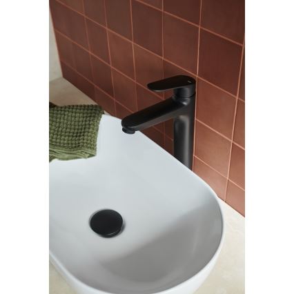 KFA Armatura 5552-712-81 - Baterie pentru chiuvetă cu scurgere și preaplin OTAVA, 30,2 cm, negru mat