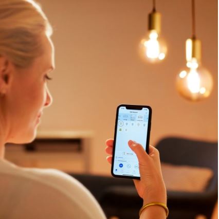 Bec LED dimabil VINTAGE FILAMENT C35 E14/4,9W/230V 2000-5000K CRI 90 Wi-Fi WiZ