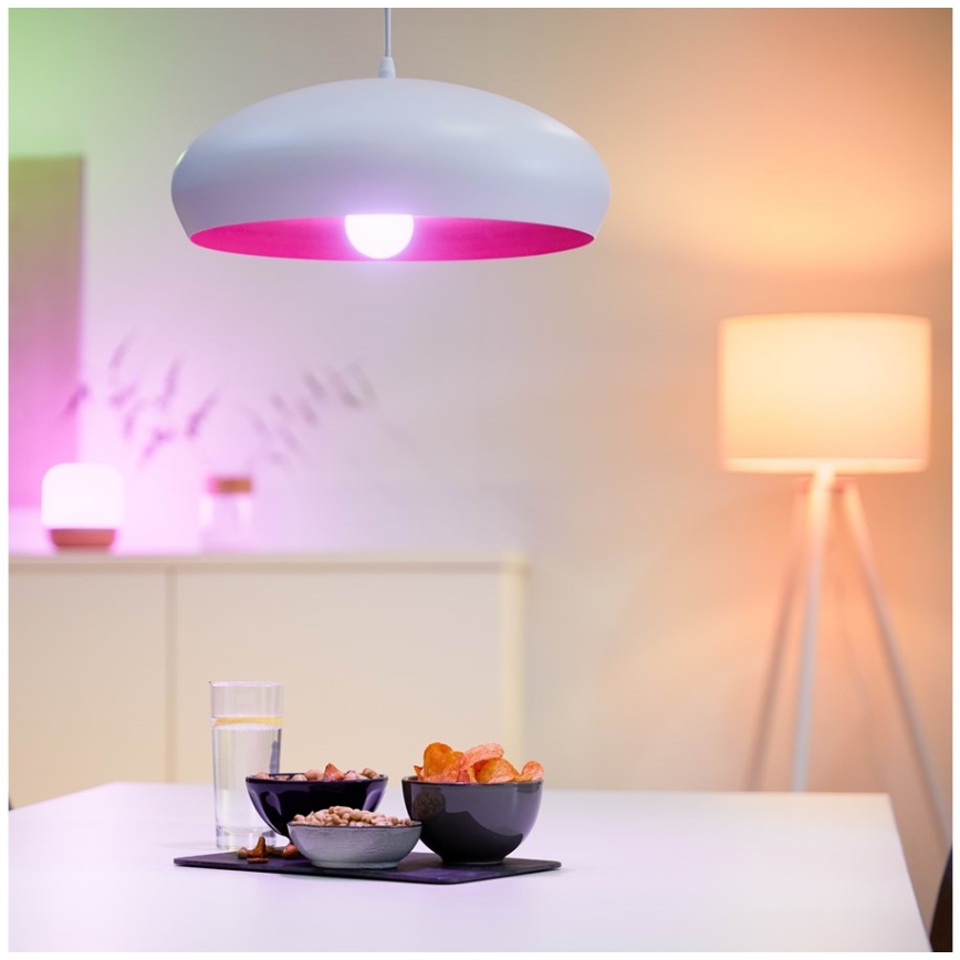 Bec LED RGBW dimabil WiZ A60 E27/8,5W/230V 2200-6500K CRI 90 Wi-Fi + telecomandă