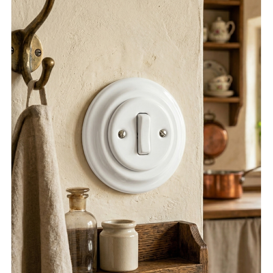 Bohemia-Design - Întrerupător retro simplu din porțelan cu ramă nr. 6, alb