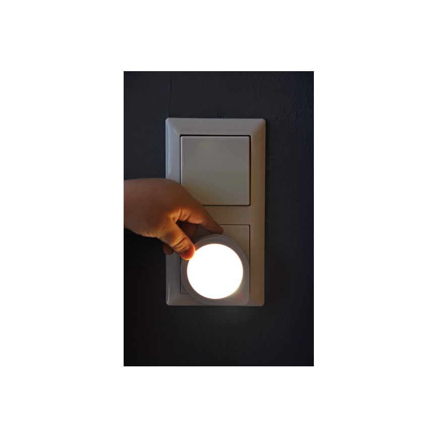 Brennenstuhl - Lumină de orientare LED cu senzor pentru priză LED/0,2W/230V