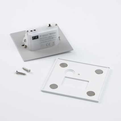 Brilagi - Aplică LED pentru scări JACK, 1,5W, 230V, 3000/4000/6500K, cu senzor de mișcare și senzor crepuscular, alb