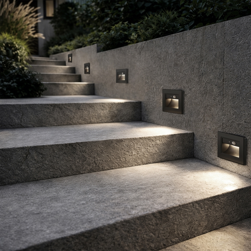 Brilagi - Aplica LED pentru scări cu senzor STEP LIGHT LED/1,5W/230V IP44, negru