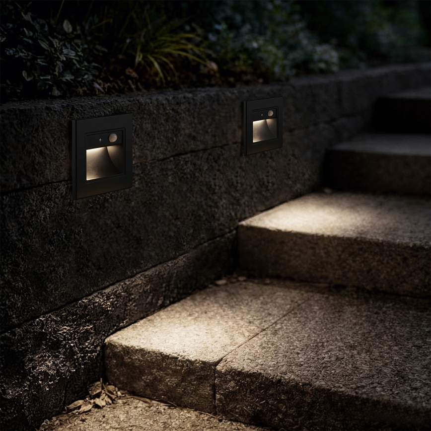 Brilagi - Aplica LED pentru scări cu senzor STEP LIGHT LED/1,5W/230V IP44, negru