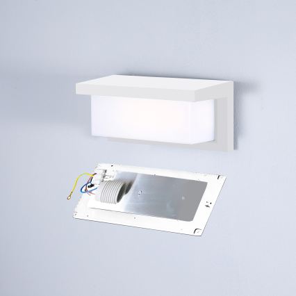 Brilagi - Aplică de perete pentru exterior LED RGBW reglabilă BRICKY 1xE27/9W/230V 2700-6500K IP54 albă