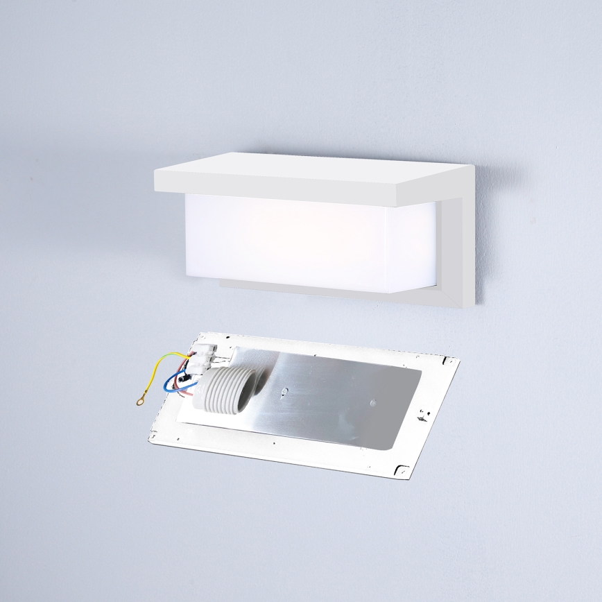 Brilagi - Aplică de perete pentru exterior LED RGBW reglabilă BRICKY 1xE27/9W/230V 2700-6500K IP54 albă
