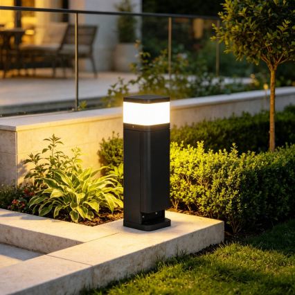 BRILAGI - Lampă de exterior cu 2 prize SCHUKO PILLAR 1xG9/11W/230V IP44 neagră