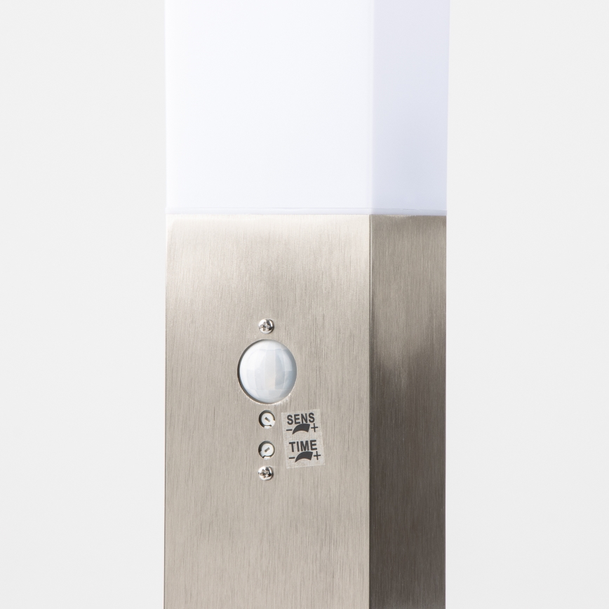 Brilagi - Lampă de exterior cu senzor NOVA 1xE27/15W/230V, 40 cm, IP44, crom mat