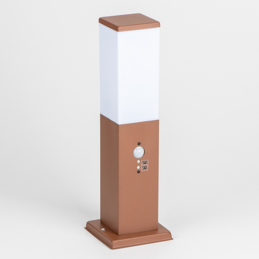 Brilagi - Lampă de exterior cu senzor NOVA 1xE27/15W/230V 40 cm IP44 maro