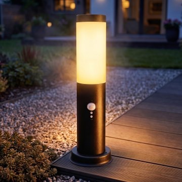 Brilagi - Lampă de exterior cu senzor NOVA 1xE27/15W/230V 40 cm IP44 neagră