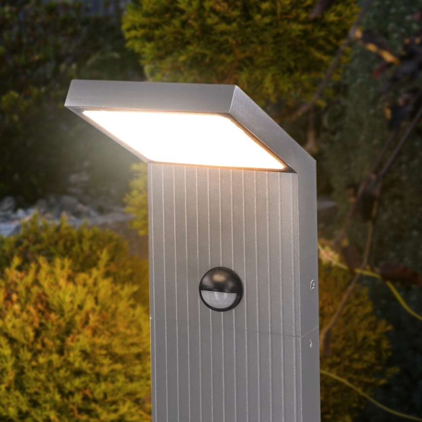 Brilagi - Lampă LED de exterior cu senzor RIANO, 8 W, 230 V, argintie, IP65, 80 cm