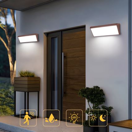 Brilagi - Aplică LED de exterior cu senzor TRIANGLE, 42W, 230V, 45 cm, maro, IP65
