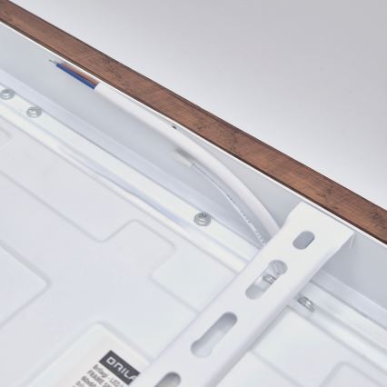 Brilagi - Plafonieră LED pentru baie WOODY FRAME, 40 W, 230 V, 60 x 60 cm, IP44, finisaj stejar/cireș