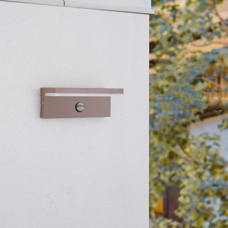 Brilagi - Aplica LED de exterior TESSI cu senzor, 10W/230V, maro, IP54