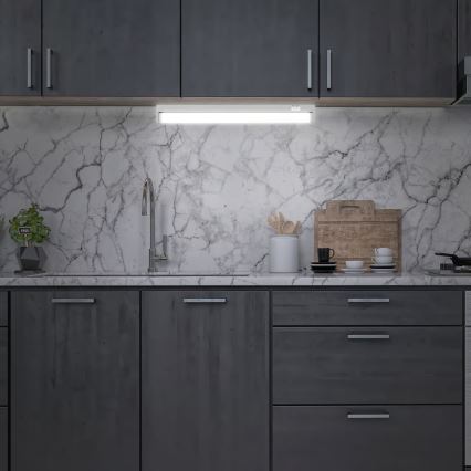 Brilo - Lampă LED sub dulap, 6W, 230V, 2700/4000/6500K, 54,5 cm, argintie