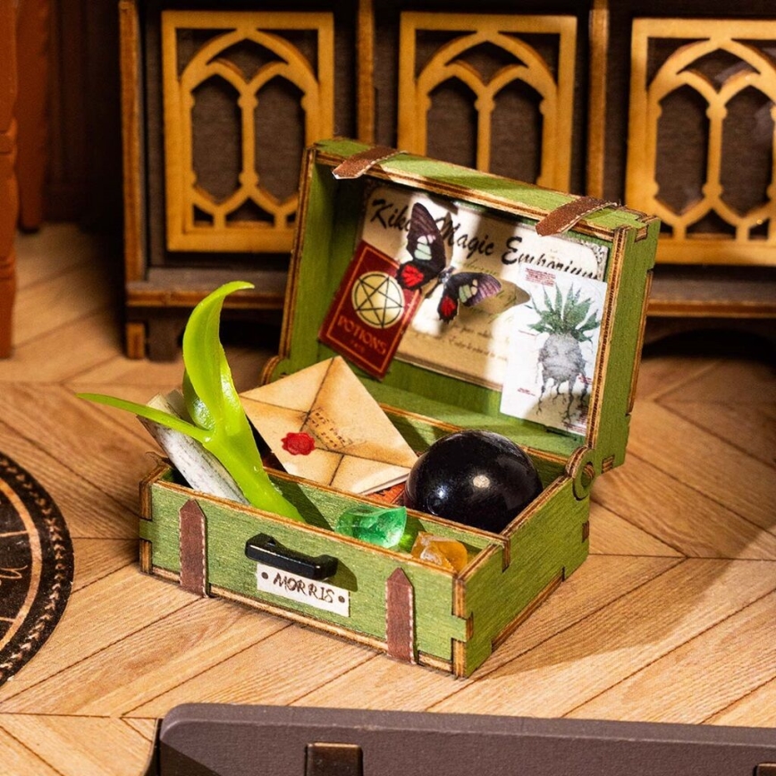 Casă miniaturală RoboTime camera de studiu a vrăjitorului 2xAAA