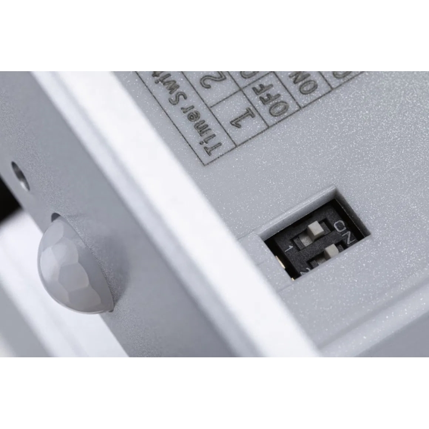 Corp de iluminat cu senzor pentru scări Paulmann 93134 LED/1,2W EDGE 230V crom