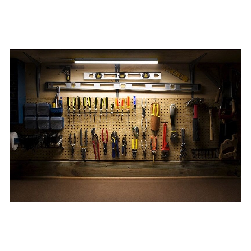 Corp de iluminat LED cu senzor pentru mobilier de bucătărie BATTEN LED/14W/230V 120 cm Ledvance