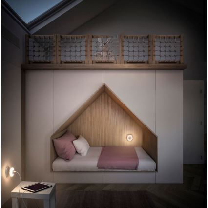 Corp de iluminat LED de orientare cu USB pentru priză LUNETTA LED/15W/230V Ledvance