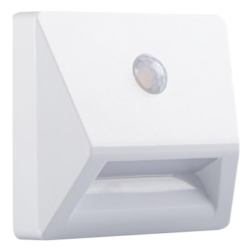 Corp de iluminat LED încastrat cu senzor de mișcare și senzor de crepuscul IRS LED/0,3W/3xAAA IP54 alb