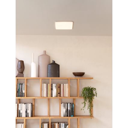 Corp de iluminat LED încastrat pentru baie Eglo 18W/230V 21,5x21,5 cm IP65