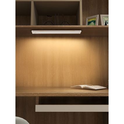 Corp de iluminat LED pentru corpuri de bucătărie CABINET-4 cu senzor PIR LED/1,5W/230V 1100mAh 4000K