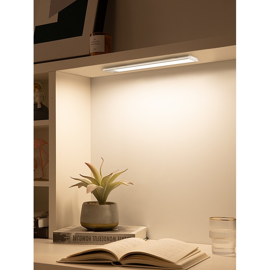 Corp de iluminat LED pentru corpuri de bucătărie CABINET-4 cu senzor PIR LED/1,5W/230V 1100mAh 4000K