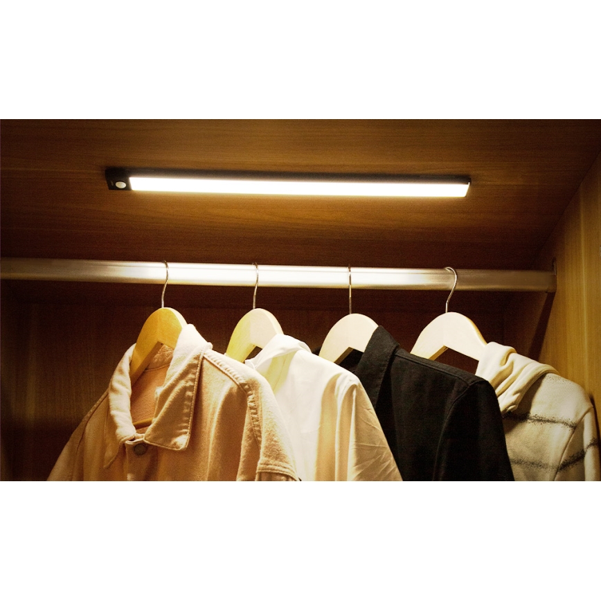 Corp de iluminat LED dimabil reîncărcabil cu senzor pentru corpuri de mobilier Yeelight LED/2,4W/2200 mAh 4000K 60 cm argintiu