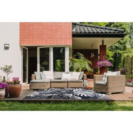 Covor exterior JUNGLE 160 x 220 cm, negru/alb, cu model de frunze