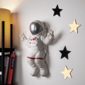 Decorațiune de perete 47x35 cm argintiu astronaut