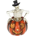 Decorațiune LED HALLOWEEN LED/2xLR44/alb cald schelet în dovleac, rășină