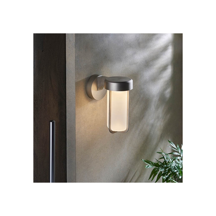 Endon 94990 - Aplica de perete pentru baie LED, 8 W, 230 V, IP44, 2700 K, crom mat