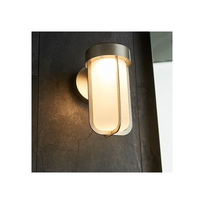 Endon 94990 - Aplica de perete pentru baie LED, 8 W, 230 V, IP44, 2700 K, crom mat