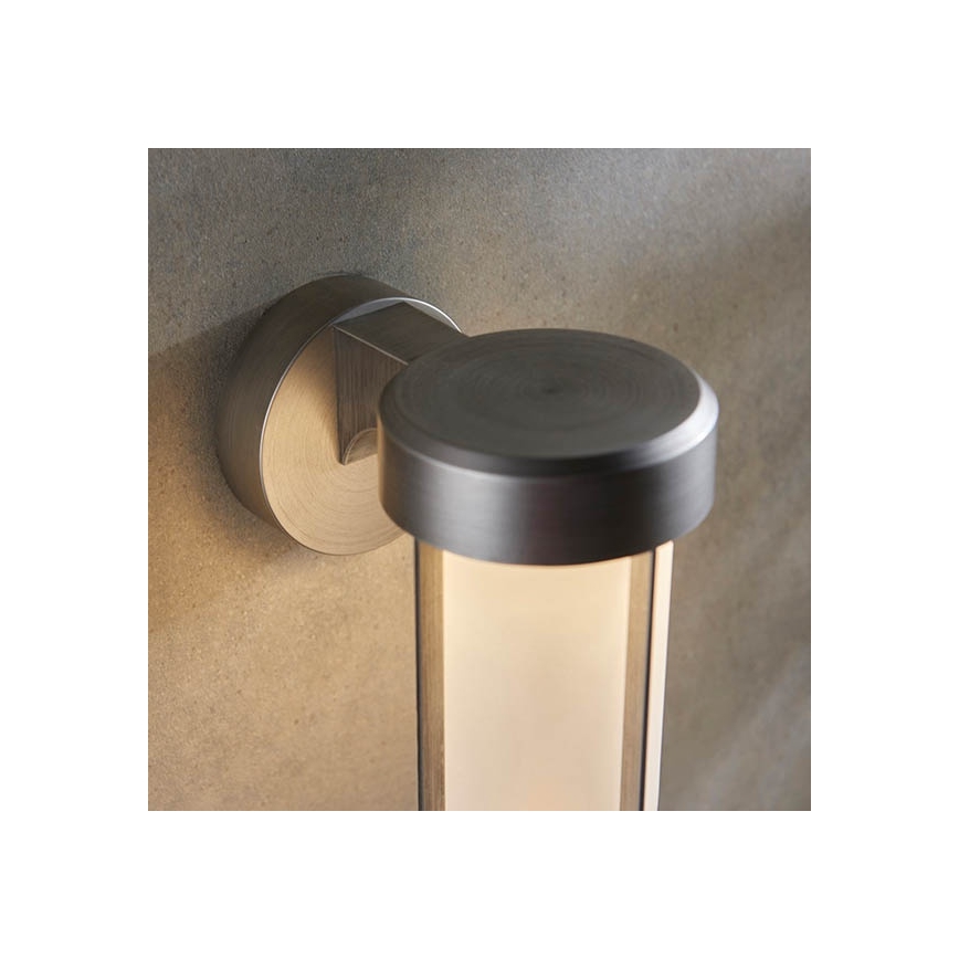 Endon 94990 - Aplica de perete pentru baie LED, 8 W, 230 V, IP44, 2700 K, crom mat