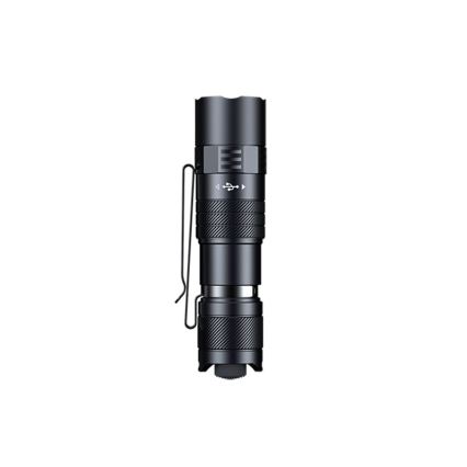 Fenix PD26RACE - Lanternă LED reîncărcabilă cu reglaj al intensității, USB, 1600 mAh, IP68, 1300 lm, 556 h, negru