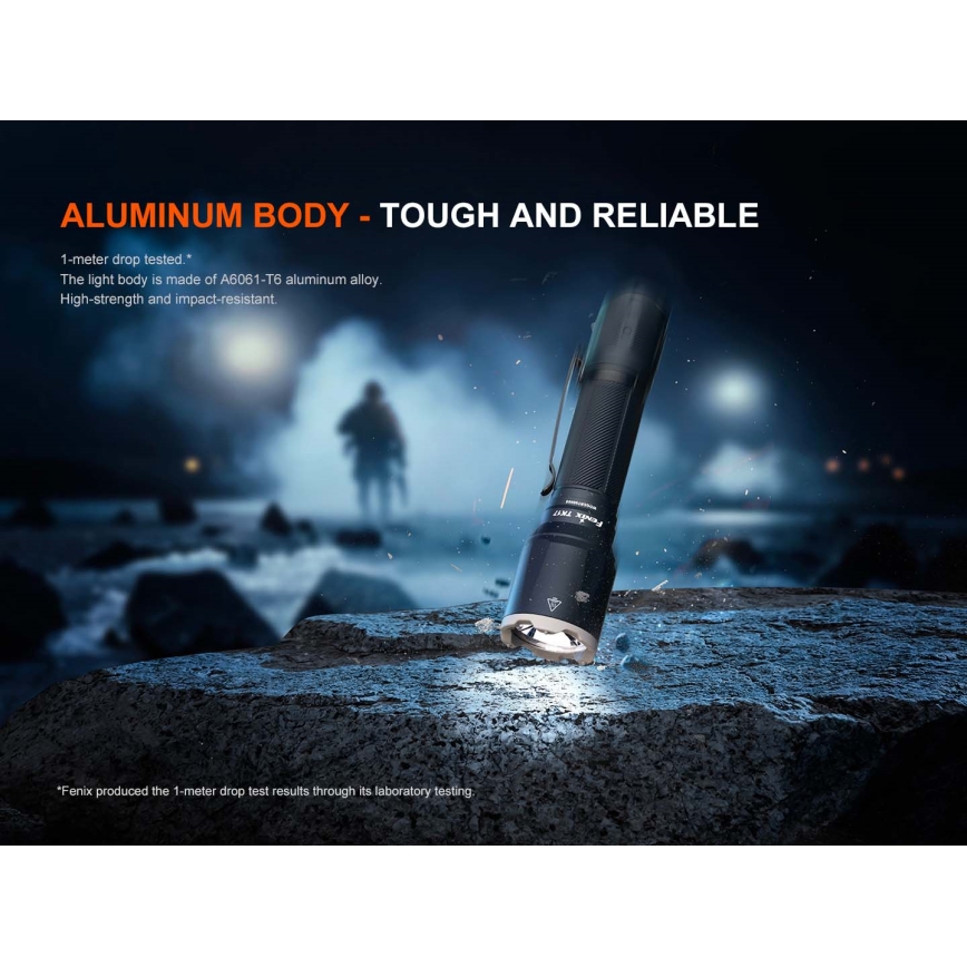Fenix TK17BLK - Lanternă LED reîncărcabilă cu intensitate reglabilă, încărcare USB, 6000 mAh, IP68, 3600 lm, 60 h, negru