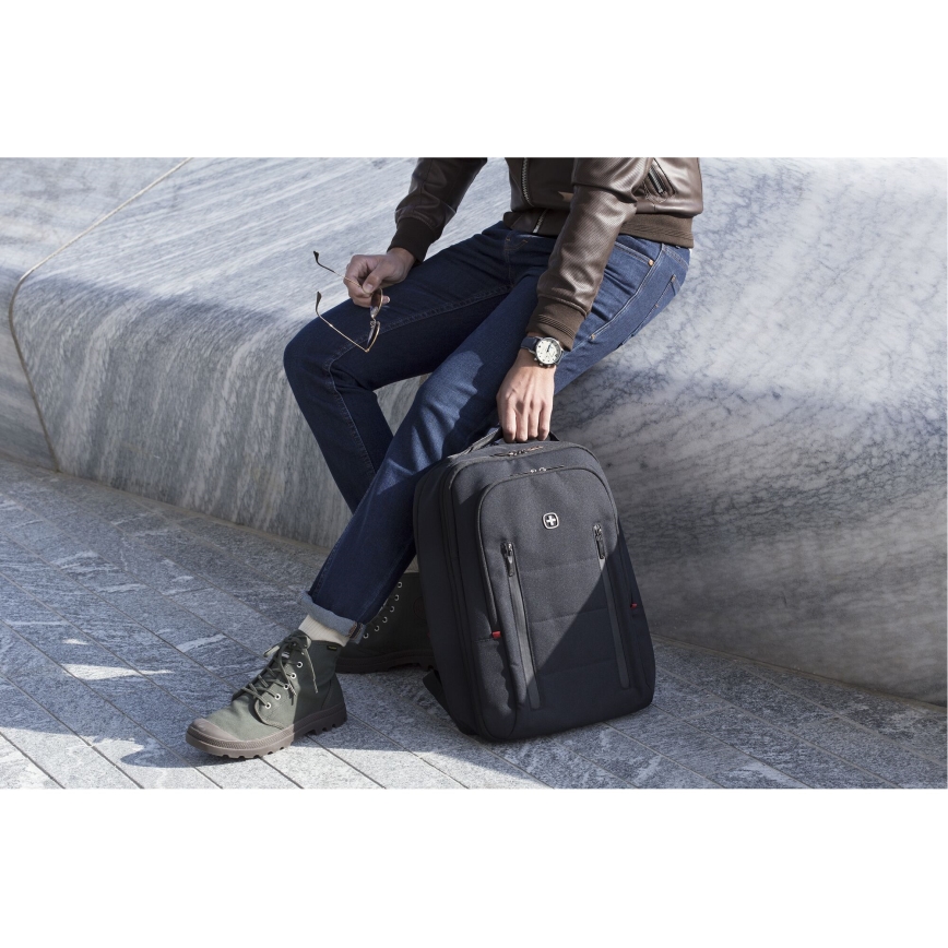 Geantă de laptop 16 l 16 cu buzunar pentru tabletă 12 Wenger City Traveler negru