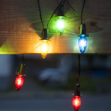 Ghirlandă LED de exterior extensibilă CONE FILAMENT 20xE10, 14m, multicolor/alb cald, IP44, Fabricat în UE