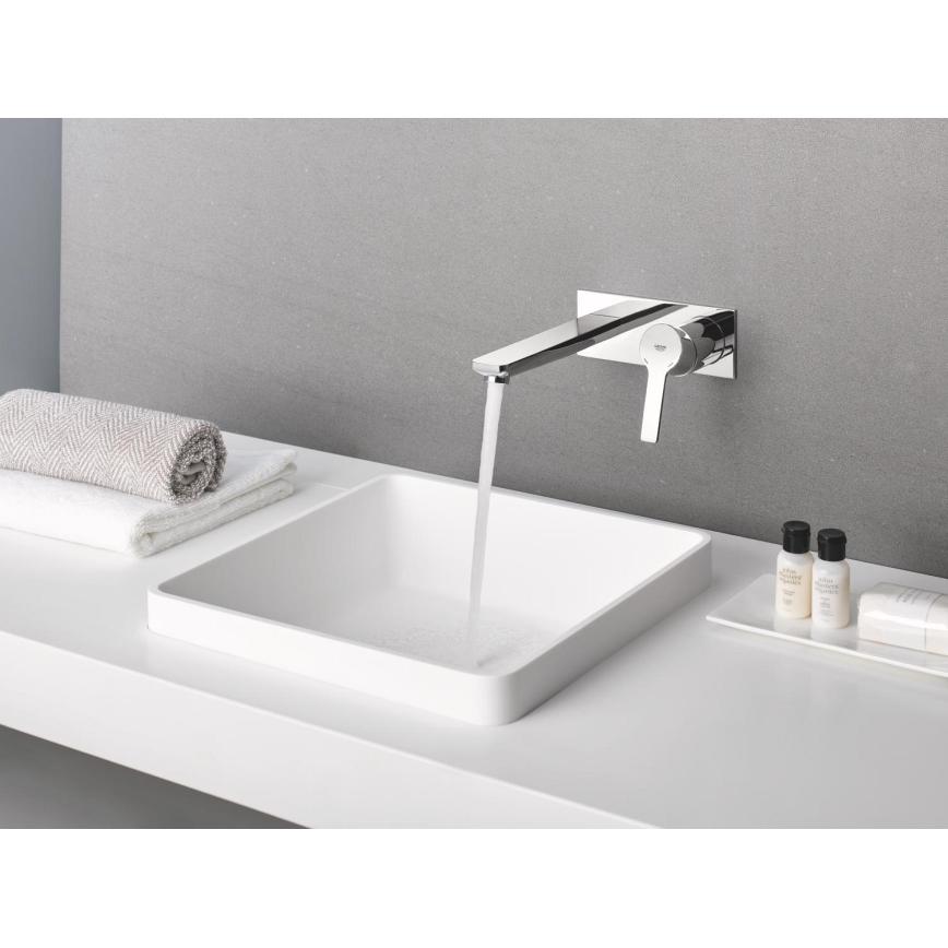 GROHE 23444001 - Baterie pentru lavoar cu două găuri LINEARE, 207 mm, crom lucios